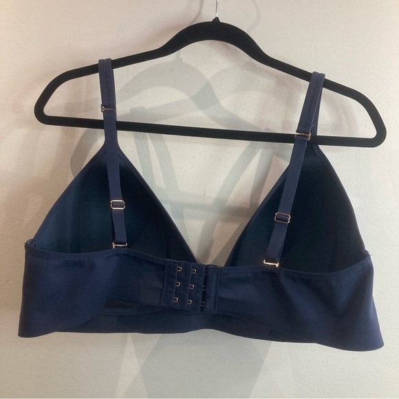 AERIE Sz 40D  Real Me Full Coverage Soft Shell Deep V Adjustable Straps Bra - Picture 3 of 10